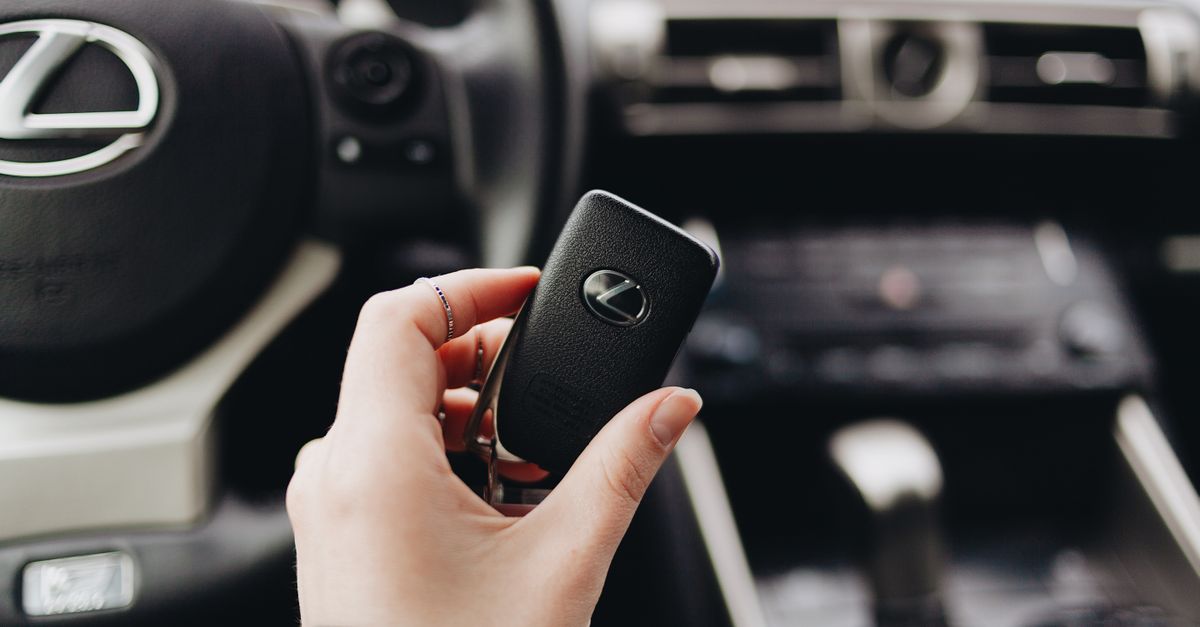 Acura car key fob — Jacksonville Locksmith